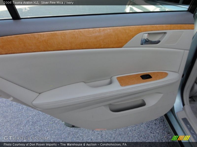 Silver Pine Mica / Ivory 2006 Toyota Avalon XLS