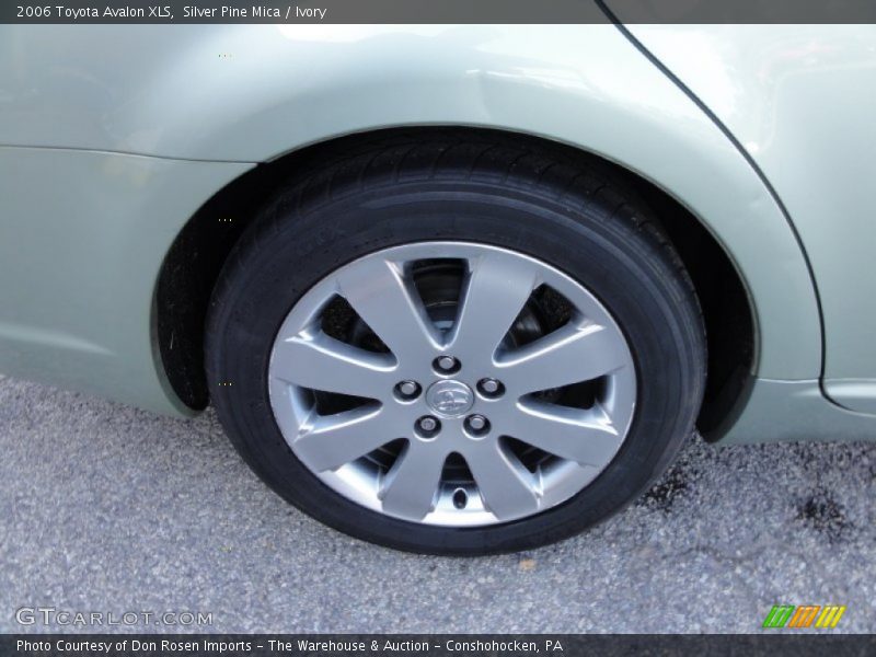 Silver Pine Mica / Ivory 2006 Toyota Avalon XLS