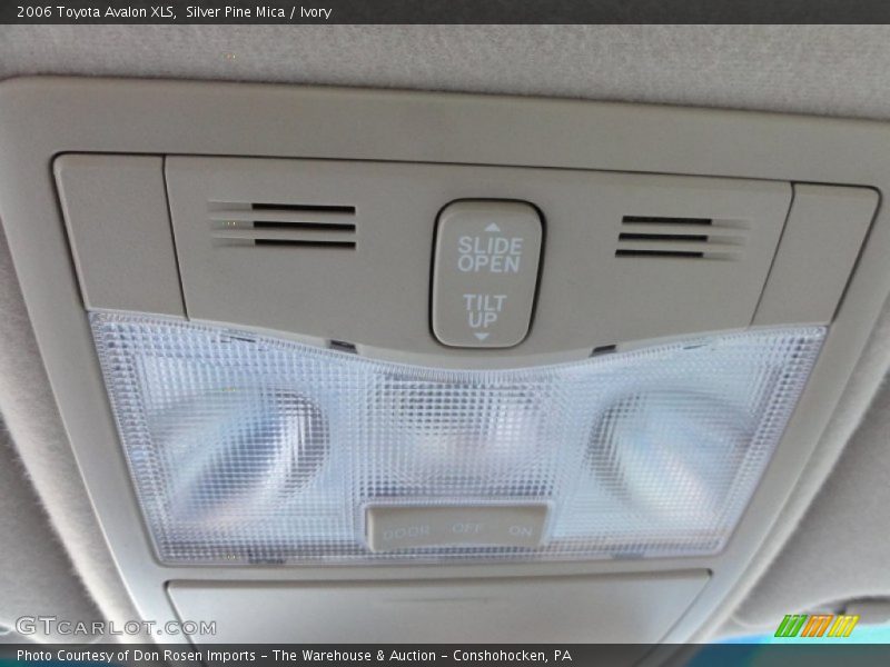 Silver Pine Mica / Ivory 2006 Toyota Avalon XLS