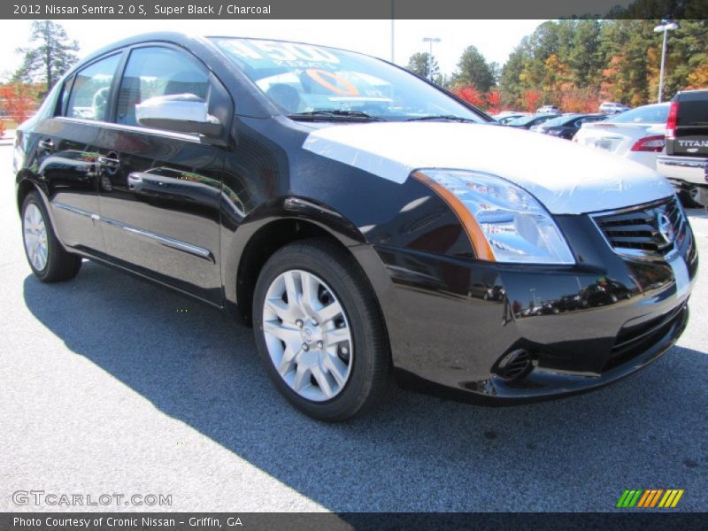 Super Black / Charcoal 2012 Nissan Sentra 2.0 S
