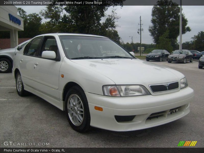 Aspen White Pearl / Stone Beige 2000 Infiniti G 20 Touring Sedan