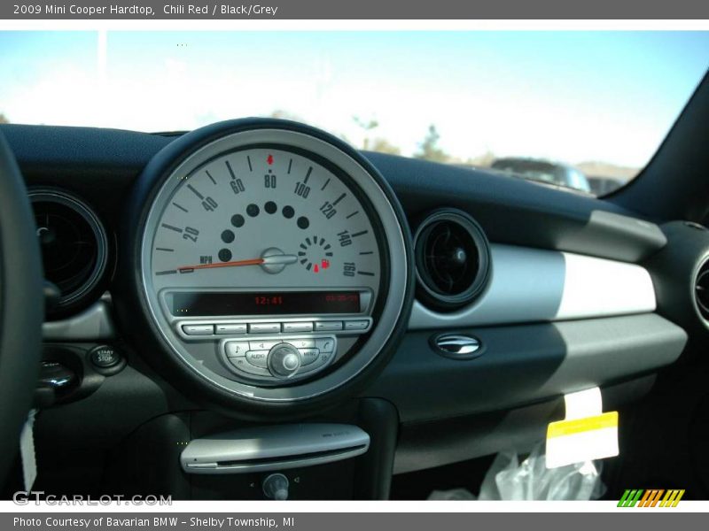 Chili Red / Black/Grey 2009 Mini Cooper Hardtop