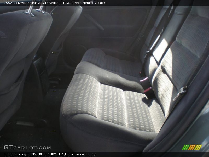 Fresco Green Metallic / Black 2002 Volkswagen Passat GLS Sedan
