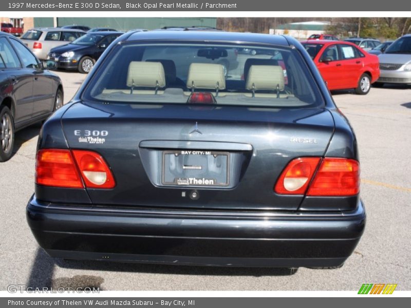 Black Opal Pearl Metallic / Parchment 1997 Mercedes-Benz E 300 D Sedan