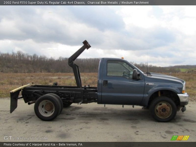 Charcoal Blue Metallic / Medium Parchment 2002 Ford F550 Super Duty XL Regular Cab 4x4 Chassis