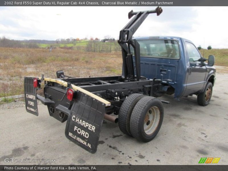 Charcoal Blue Metallic / Medium Parchment 2002 Ford F550 Super Duty XL Regular Cab 4x4 Chassis