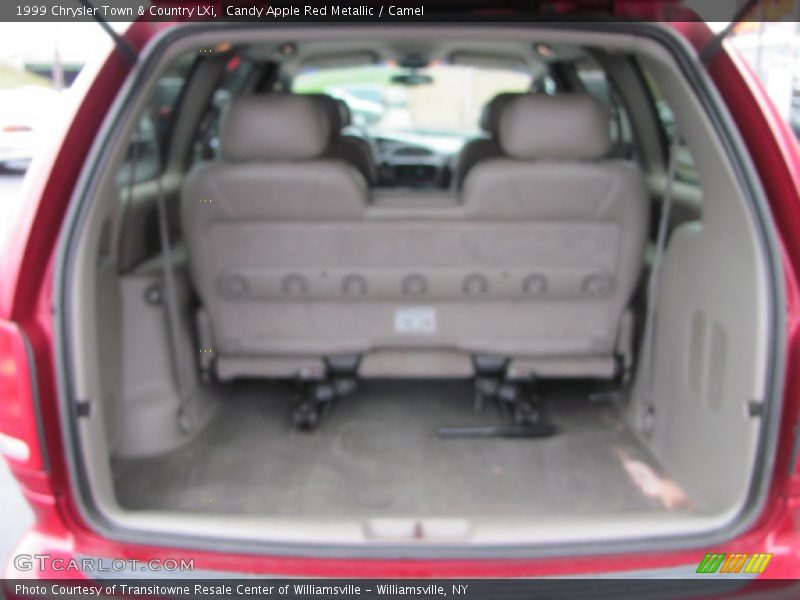 Candy Apple Red Metallic / Camel 1999 Chrysler Town & Country LXi