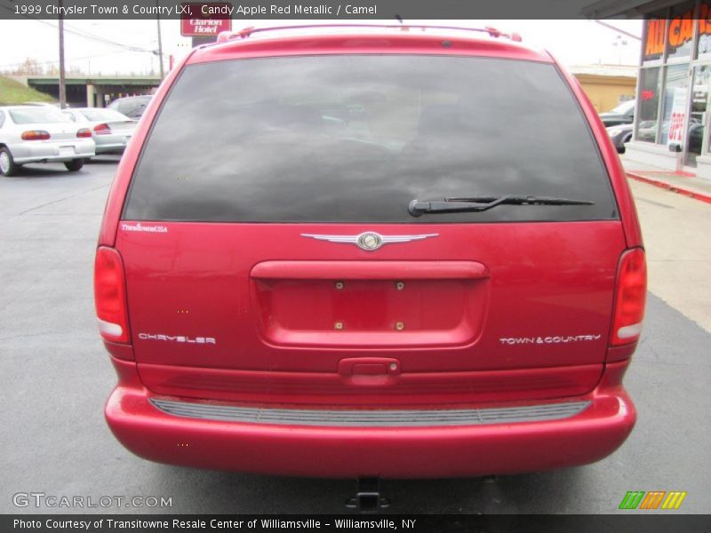 Candy Apple Red Metallic / Camel 1999 Chrysler Town & Country LXi