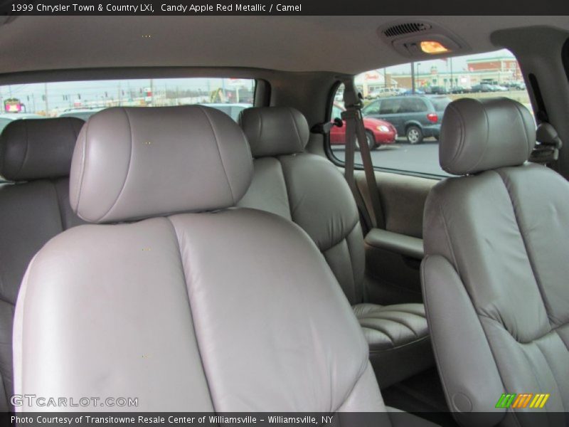 Candy Apple Red Metallic / Camel 1999 Chrysler Town & Country LXi