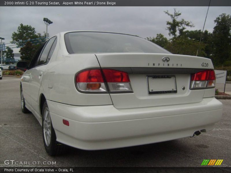 Aspen White Pearl / Stone Beige 2000 Infiniti G 20 Touring Sedan
