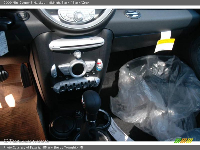 Midnight Black / Black/Grey 2009 Mini Cooper S Hardtop