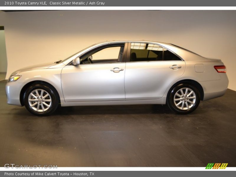 Classic Silver Metallic / Ash Gray 2010 Toyota Camry XLE