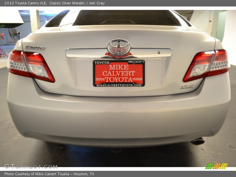Classic Silver Metallic / Ash Gray 2010 Toyota Camry XLE