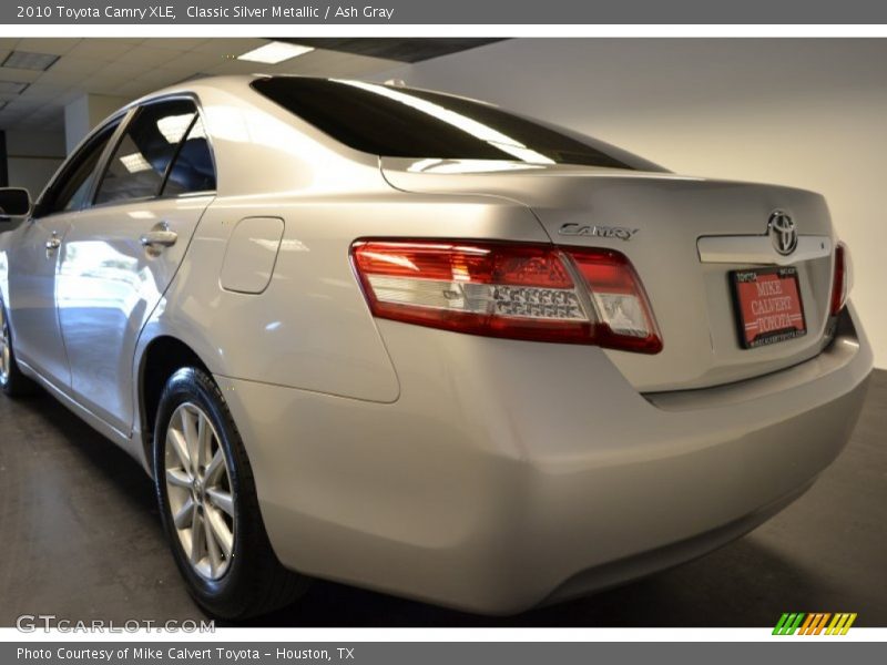Classic Silver Metallic / Ash Gray 2010 Toyota Camry XLE