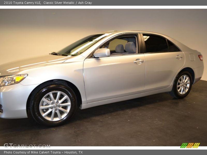 Classic Silver Metallic / Ash Gray 2010 Toyota Camry XLE