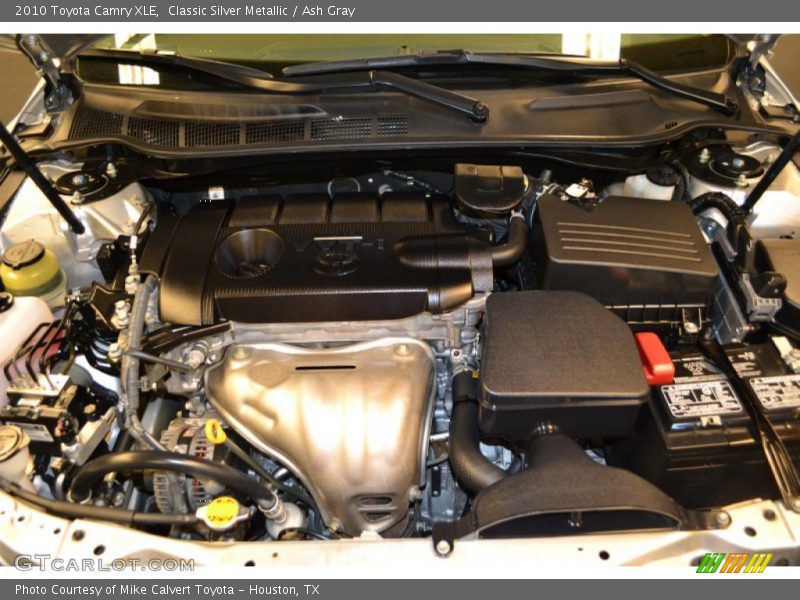 Classic Silver Metallic / Ash Gray 2010 Toyota Camry XLE