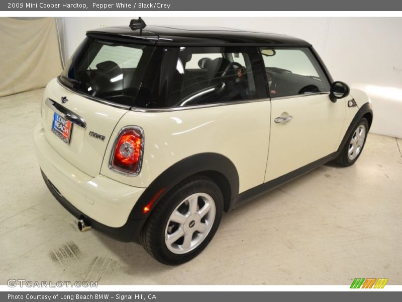 Pepper White / Black/Grey 2009 Mini Cooper Hardtop
