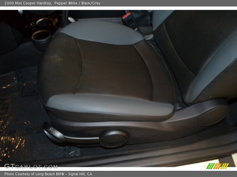 Pepper White / Black/Grey 2009 Mini Cooper Hardtop