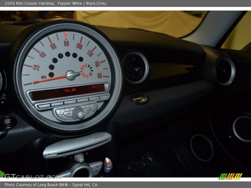 Pepper White / Black/Grey 2009 Mini Cooper Hardtop