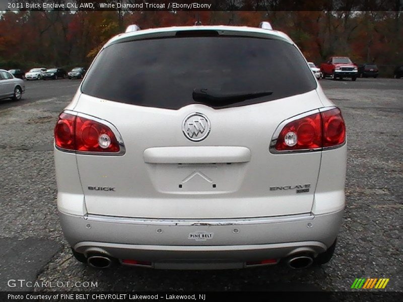 White Diamond Tricoat / Ebony/Ebony 2011 Buick Enclave CXL AWD