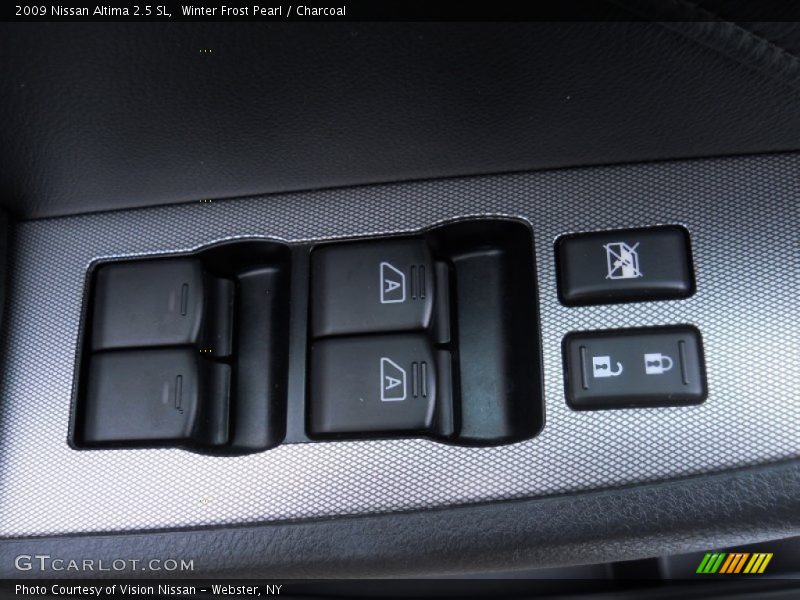 Winter Frost Pearl / Charcoal 2009 Nissan Altima 2.5 SL