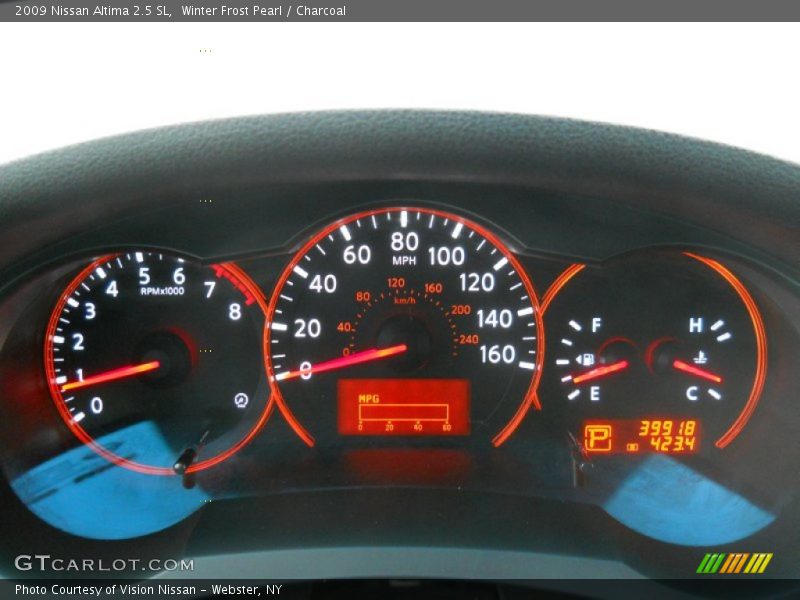 Winter Frost Pearl / Charcoal 2009 Nissan Altima 2.5 SL