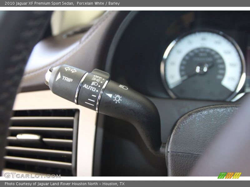 Porcelain White / Barley 2010 Jaguar XF Premium Sport Sedan