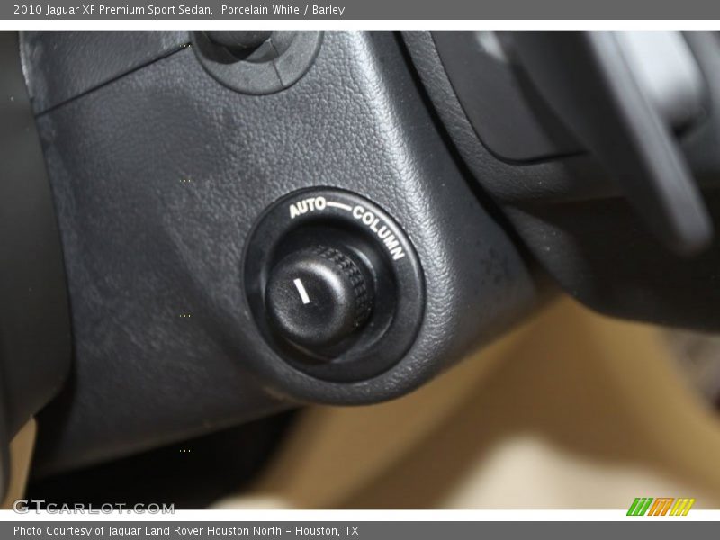 Porcelain White / Barley 2010 Jaguar XF Premium Sport Sedan