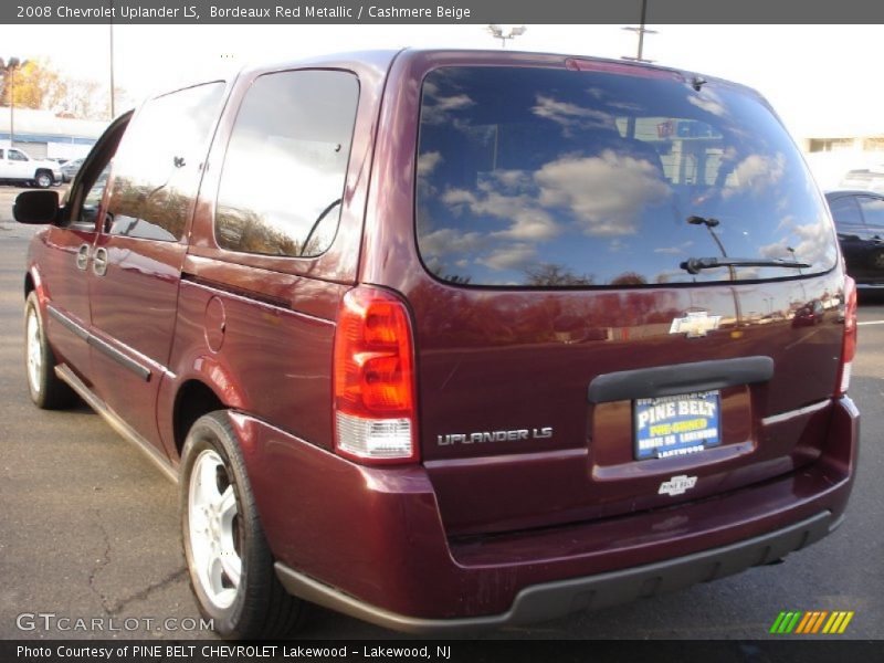 Bordeaux Red Metallic / Cashmere Beige 2008 Chevrolet Uplander LS