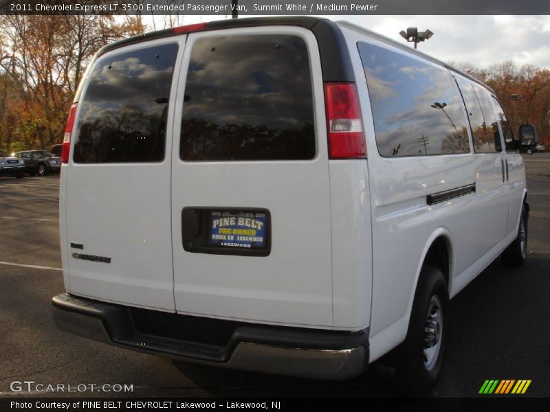Summit White / Medium Pewter 2011 Chevrolet Express LT 3500 Extended Passenger Van