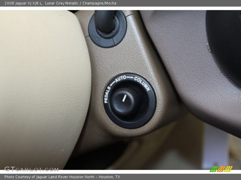 Lunar Grey Metallic / Champagne/Mocha 2008 Jaguar XJ XJ8 L