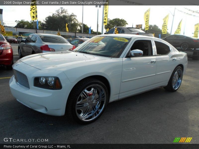 Cool Vanilla / Dark Slate Gray/Light Graystone 2006 Dodge Charger SE