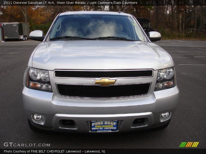 Sheer Silver Metallic / Light Cashmere/Dark Cashmere 2011 Chevrolet Suburban LT 4x4