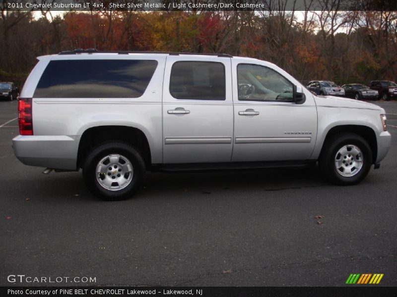 Sheer Silver Metallic / Light Cashmere/Dark Cashmere 2011 Chevrolet Suburban LT 4x4