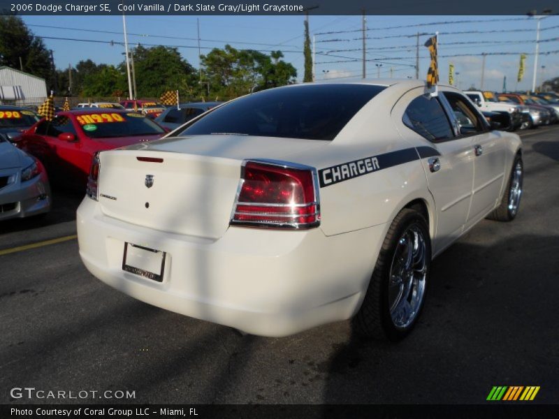 Cool Vanilla / Dark Slate Gray/Light Graystone 2006 Dodge Charger SE