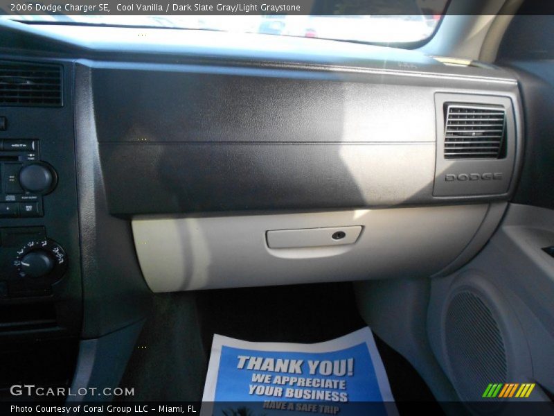 Cool Vanilla / Dark Slate Gray/Light Graystone 2006 Dodge Charger SE