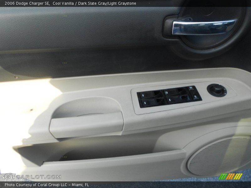 Cool Vanilla / Dark Slate Gray/Light Graystone 2006 Dodge Charger SE