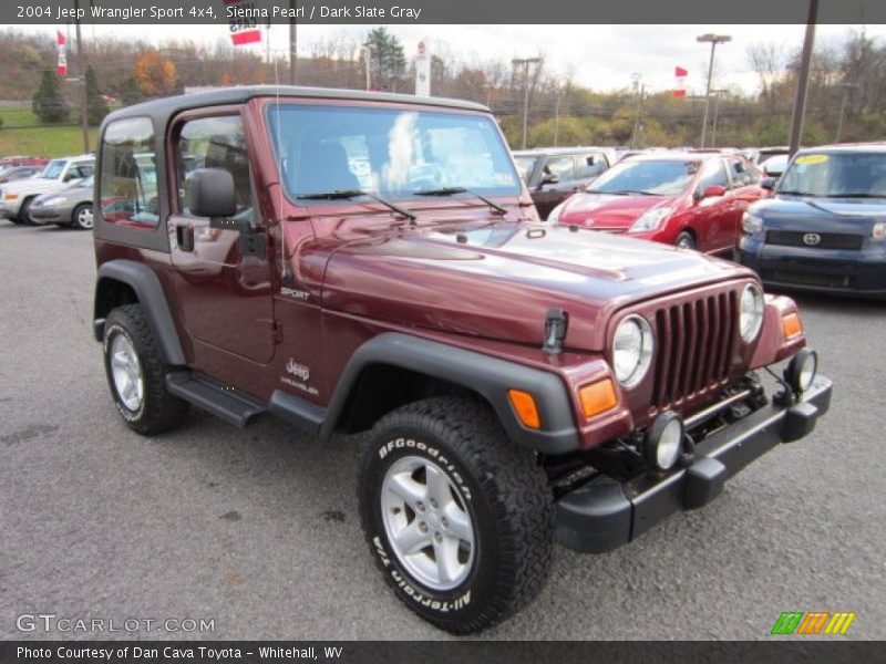 Sienna Pearl / Dark Slate Gray 2004 Jeep Wrangler Sport 4x4