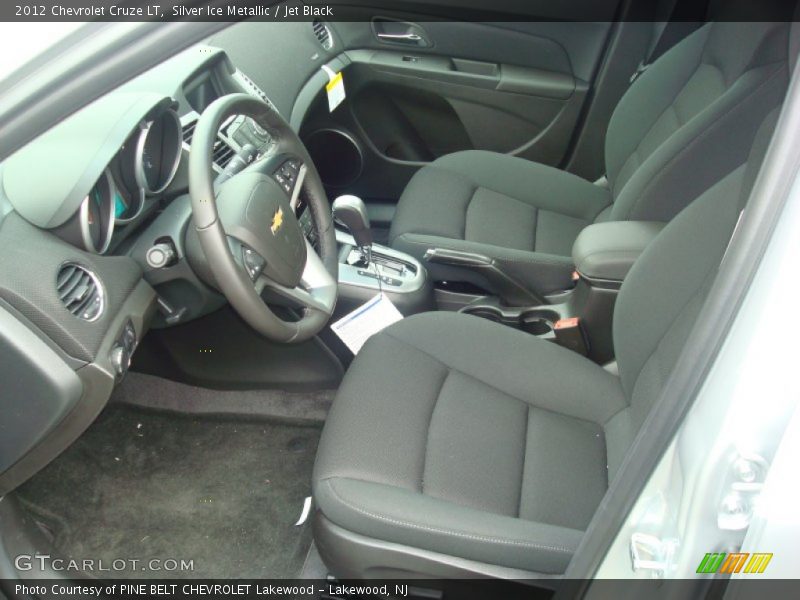 Silver Ice Metallic / Jet Black 2012 Chevrolet Cruze LT