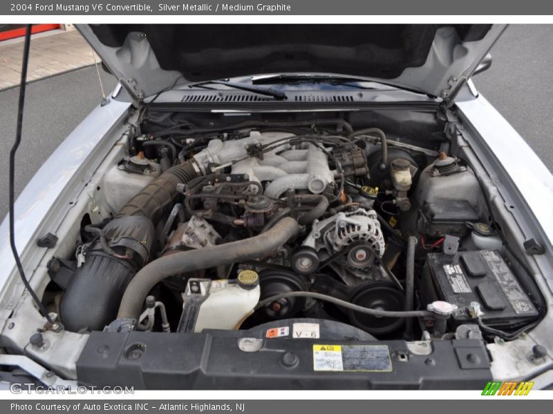 Silver Metallic / Medium Graphite 2004 Ford Mustang V6 Convertible