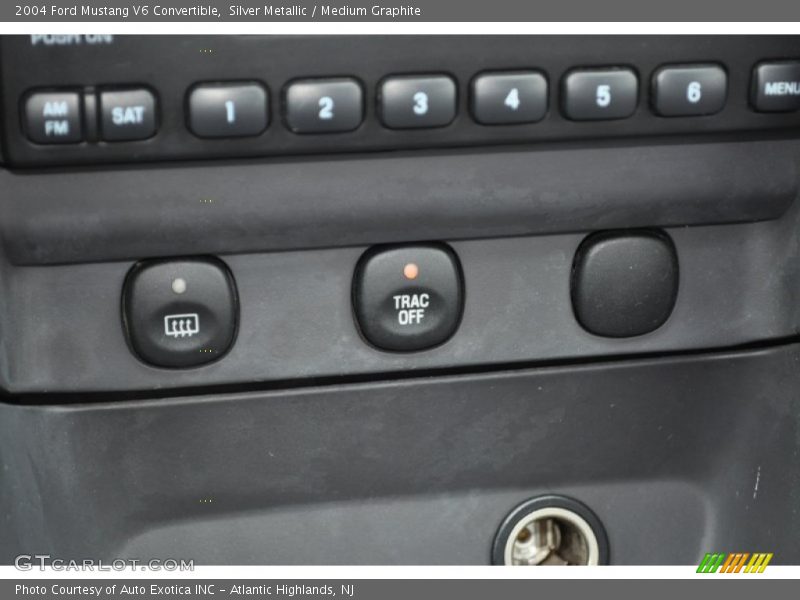 Silver Metallic / Medium Graphite 2004 Ford Mustang V6 Convertible
