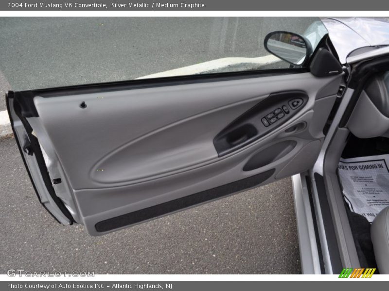 Silver Metallic / Medium Graphite 2004 Ford Mustang V6 Convertible