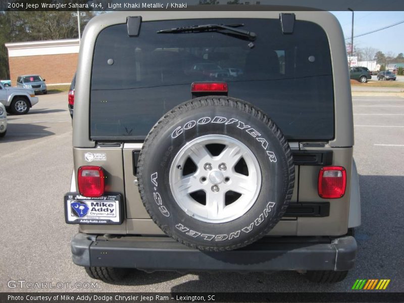 Light Khaki Metallic / Khaki 2004 Jeep Wrangler Sahara 4x4