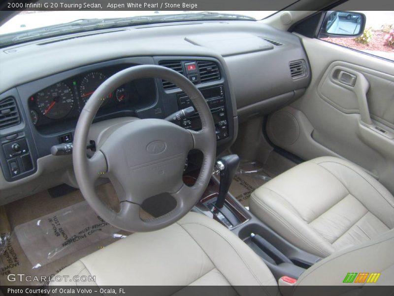 Aspen White Pearl / Stone Beige 2000 Infiniti G 20 Touring Sedan