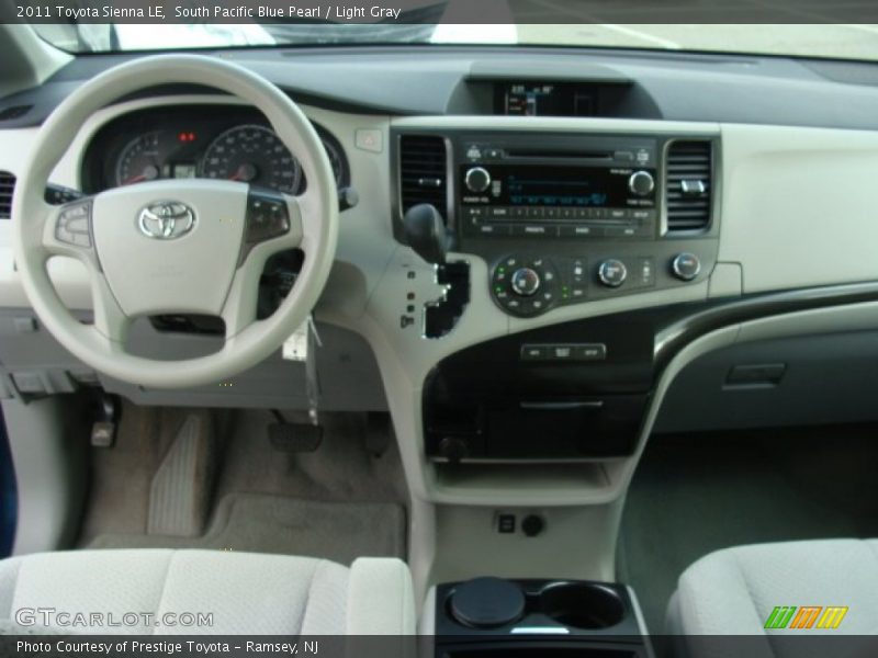 South Pacific Blue Pearl / Light Gray 2011 Toyota Sienna LE