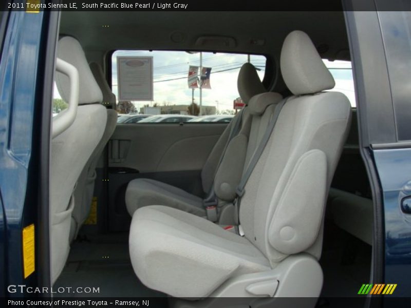 South Pacific Blue Pearl / Light Gray 2011 Toyota Sienna LE