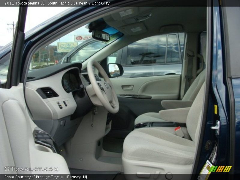 South Pacific Blue Pearl / Light Gray 2011 Toyota Sienna LE