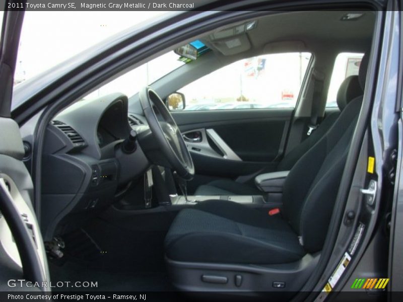 Magnetic Gray Metallic / Dark Charcoal 2011 Toyota Camry SE