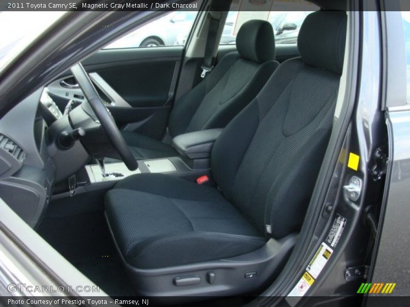 Magnetic Gray Metallic / Dark Charcoal 2011 Toyota Camry SE
