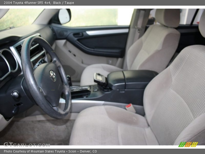 Black / Taupe 2004 Toyota 4Runner SR5 4x4